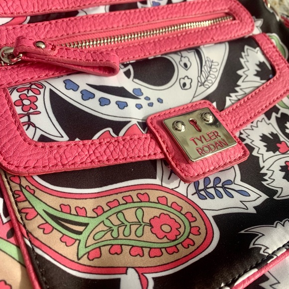 Tyler Rodan handbag. EUC - Picture 2 of 10